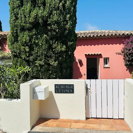 Sur Les Hauteurs Du Canadel * Rayol-Canadel-sur-Mer